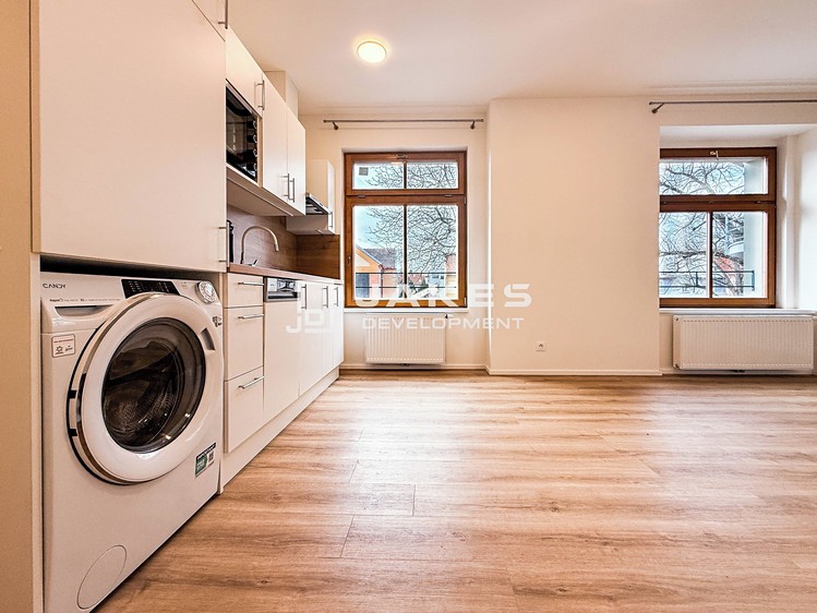 Pronájem bytu 1+kk 27 m² - foto 1