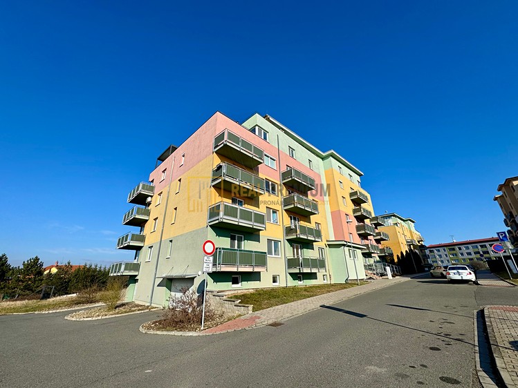 Pronájem bytu 2+kk 63 m² - foto 1