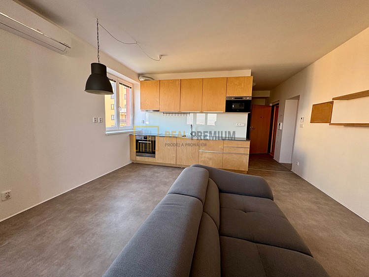 Pronájem bytu 2+kk 63 m² - foto 2