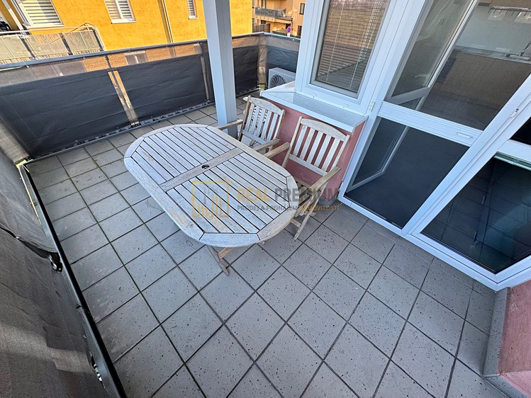 Pronájem bytu 2+kk 63 m² - foto 6