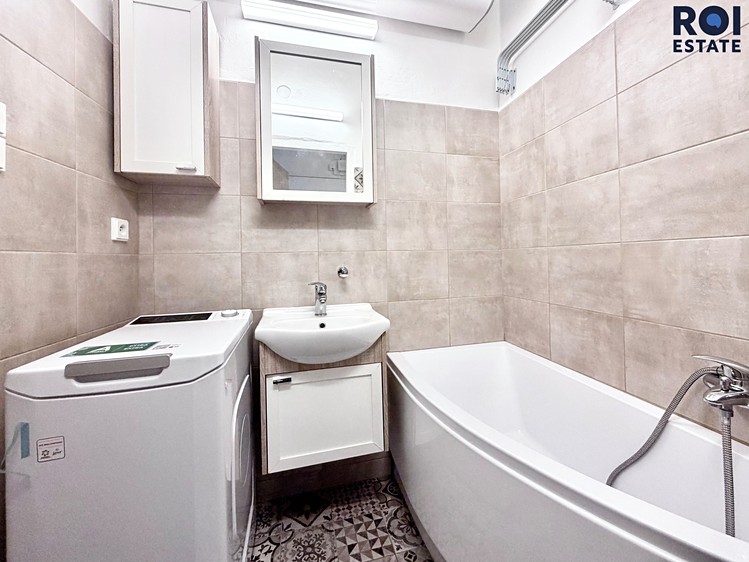 Pronájem bytu 3+kk 48 m² - foto 2