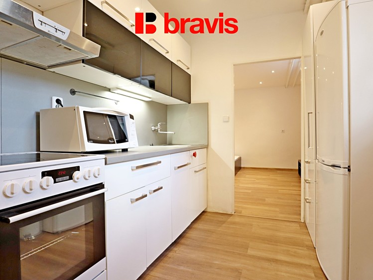 Pronájem bytu 1+1 30 m² - foto 5