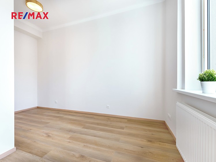 Pronájem bytu 1+kk 27 m² - foto 6