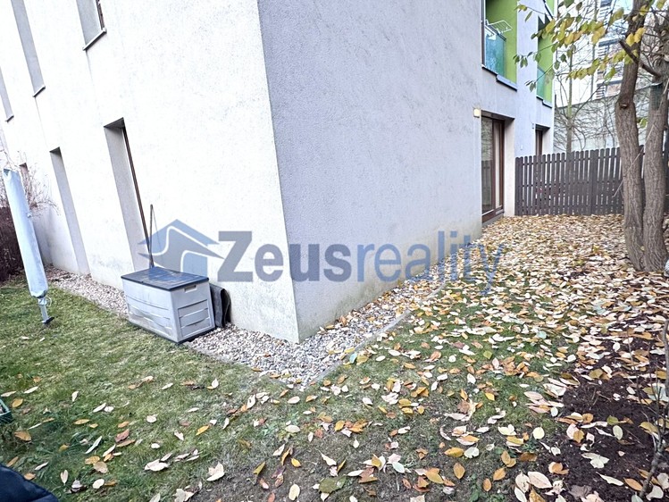 Pronájem bytu 3+kk 84 m² - foto 4