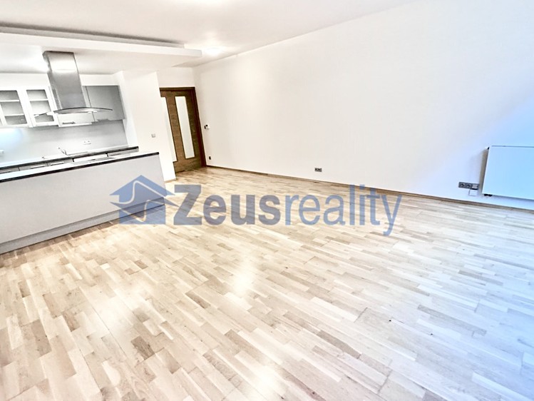 Pronájem bytu 3+kk 84 m² - foto 7