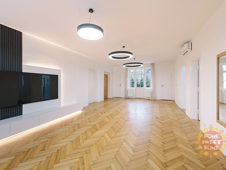 Pronájem bytu 3+1 137 m² - foto 4