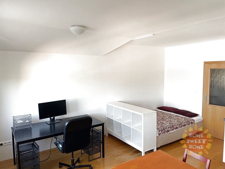 Pronájem bytu 1+kk 35 m² - foto 2