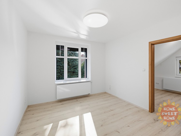 Pronájem bytu 4+kk 71 m² - foto 4