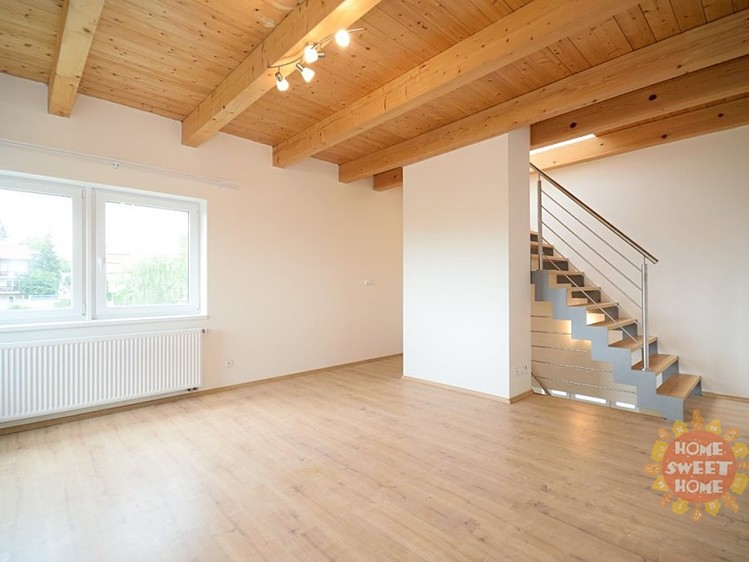 Pronájem bytu 3+kk 67 m² - foto 3
