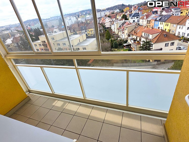 Pronájem bytu 3+1 70 m² (Jednopodlažní) - foto 3