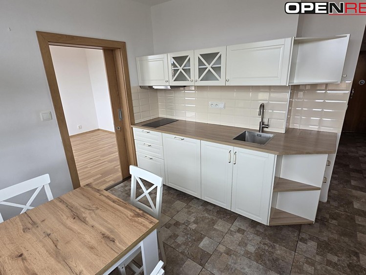 Pronájem bytu 3+1 70 m² (Jednopodlažní) - foto 6