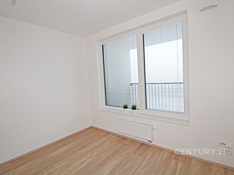 Pronájem bytu 2+kk 53 m² - foto 3