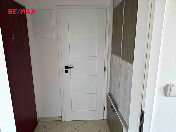 Pronájem bytu 1+kk 32 m² - foto 6
