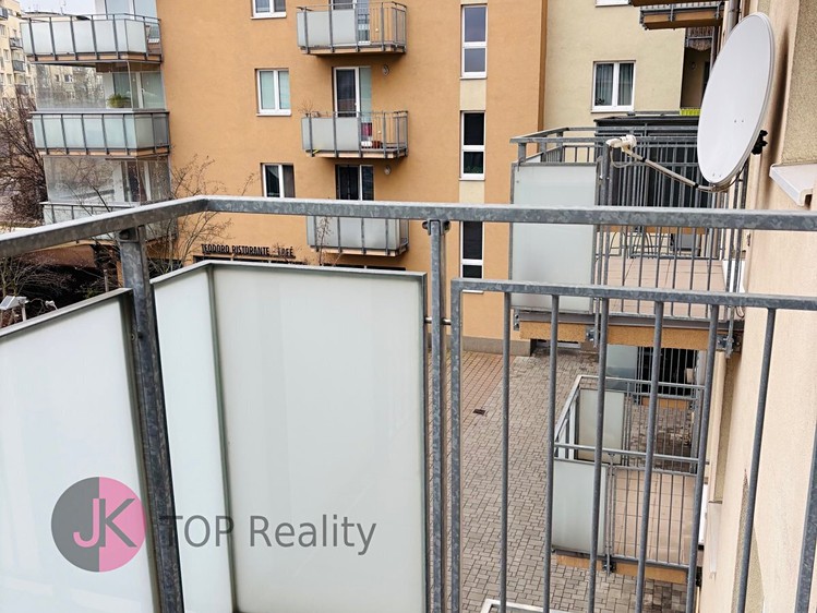 Pronájem bytu 2+kk 58 m² - foto 6