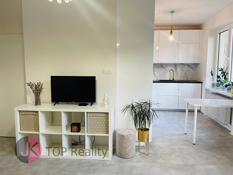 Pronájem bytu 1+1 34 m² - foto 4