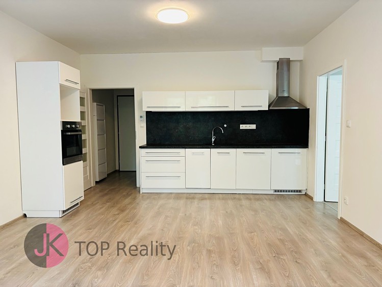 Pronájem bytu 2+kk 59 m² - foto 1