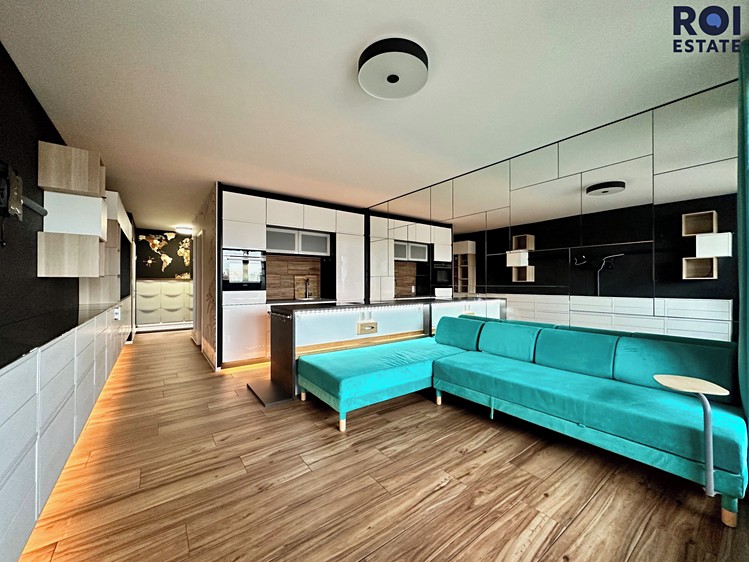 Pronájem bytu 1+kk 40 m² - foto 1