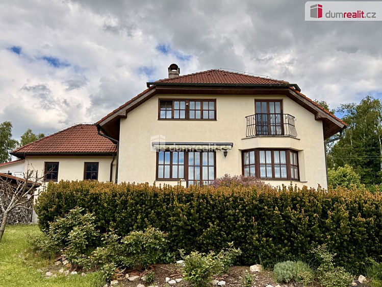 Prodej vily 390 m², pozemek 934 m² - foto 8