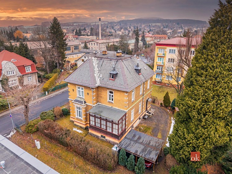 Prodej rodinného domu 262 m², pozemek 1 552 m² - foto 5