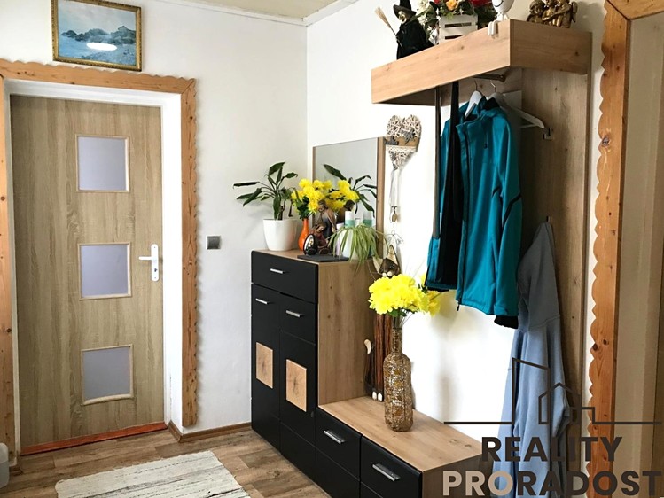 Prodej rodinného domu 200 m², pozemek 791 m² - foto 7