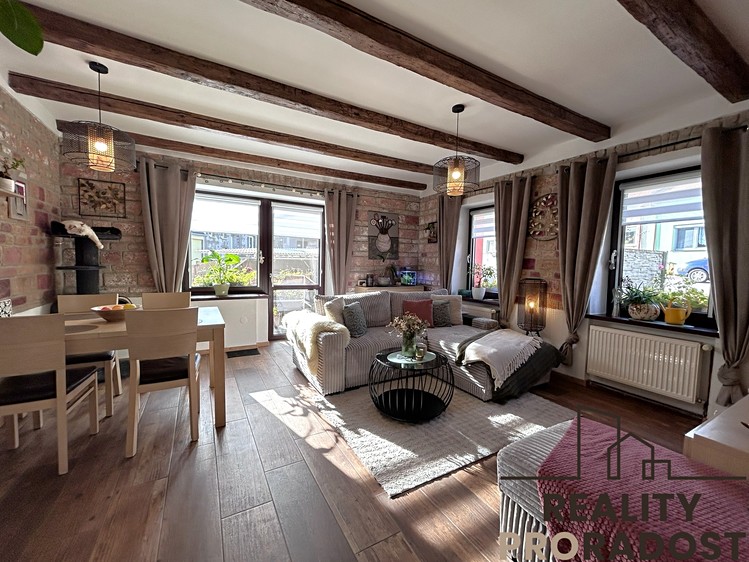 Prodej rodinného domu 160 m², pozemek 217 m² - foto 4