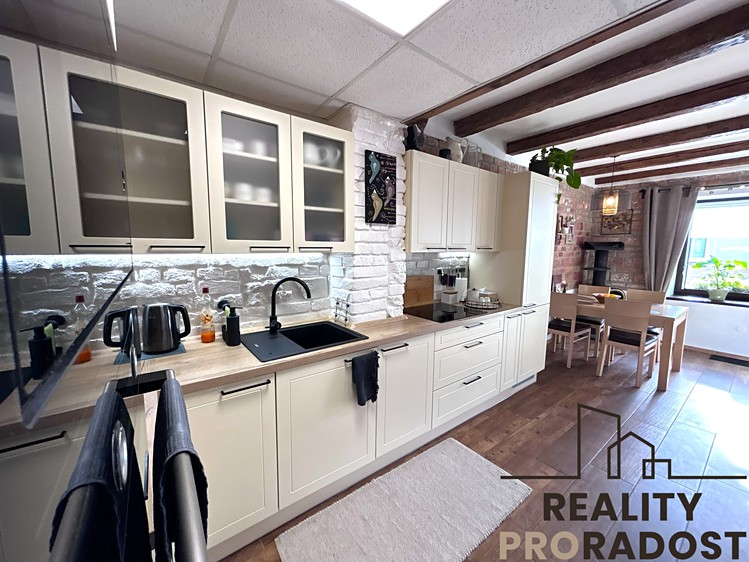 Prodej rodinného domu 160 m², pozemek 217 m² - foto 5