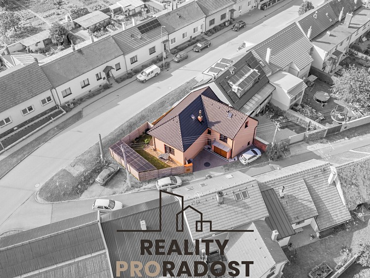 Prodej rodinného domu 160 m², pozemek 217 m² - foto 7