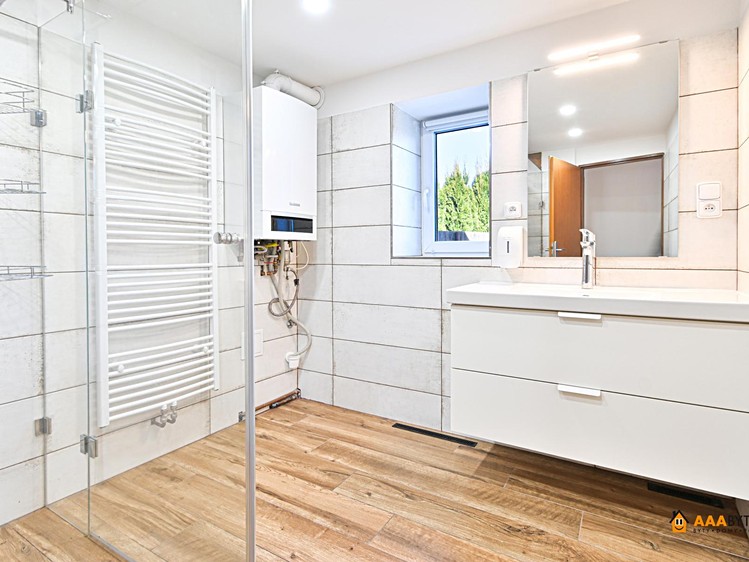 Prodej rodinného domu 147 m², pozemek 457 m² - foto 3