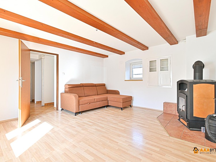 Prodej rodinného domu 147 m², pozemek 457 m² - foto 7