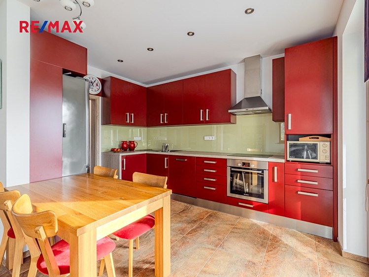 Prodej rodinného domu 121 m², pozemek 629 m² - foto 5