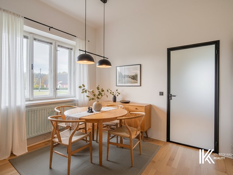 Prodej rodinného domu 218 m², pozemek 1 364 m² - foto 7