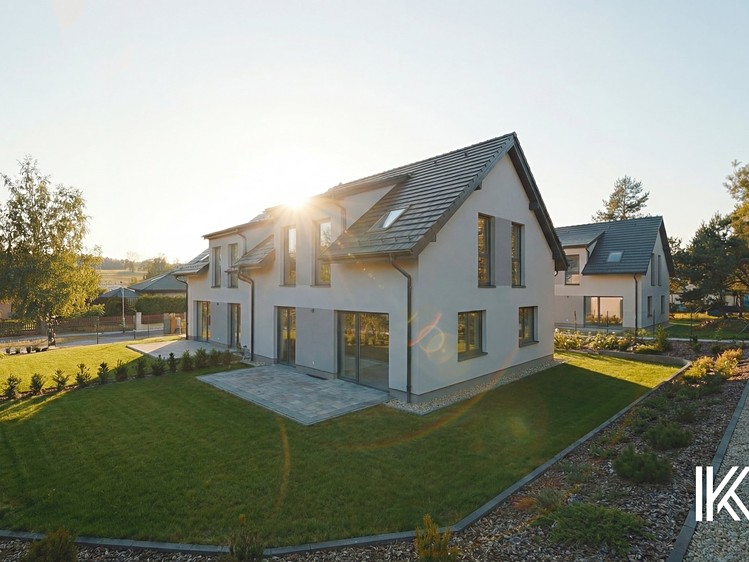 Prodej rodinného domu 123 m², pozemek 434 m² - foto 2