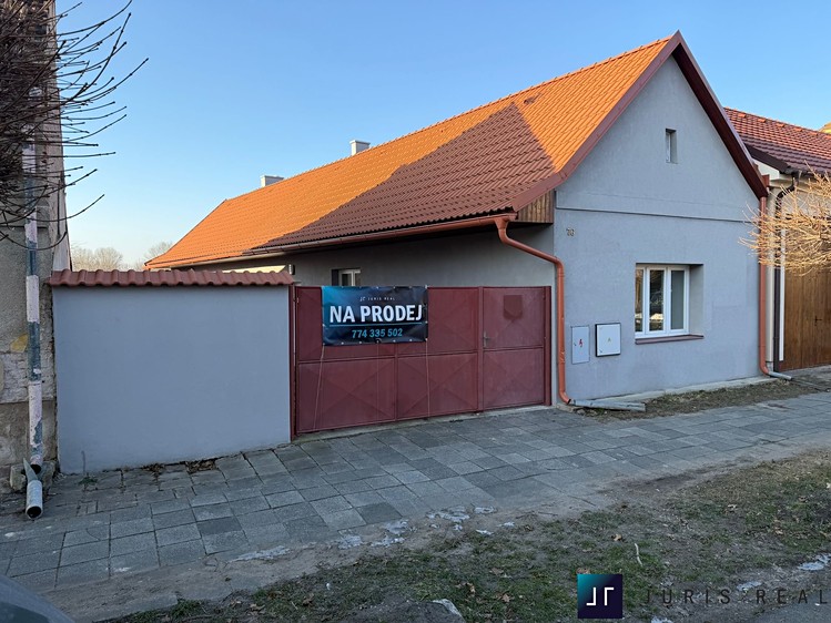 Prodej rodinného domu 100 m², pozemek 244 m² - foto 1