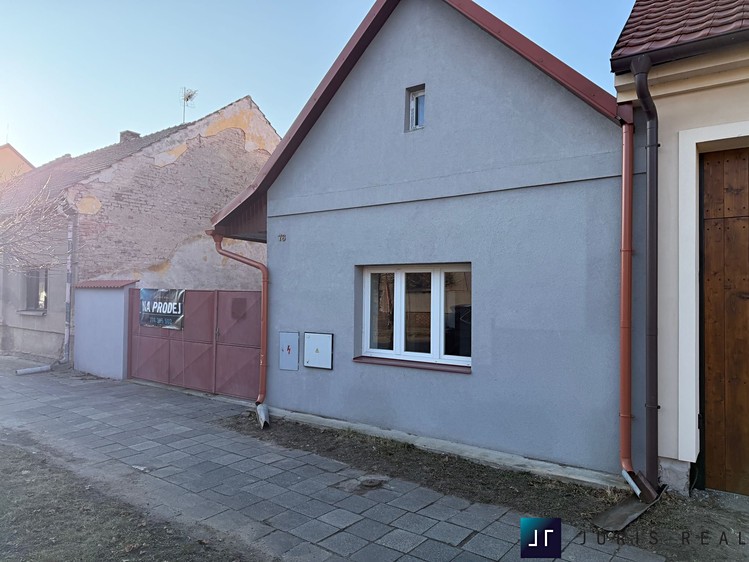 Prodej rodinného domu 100 m², pozemek 244 m² - foto 2
