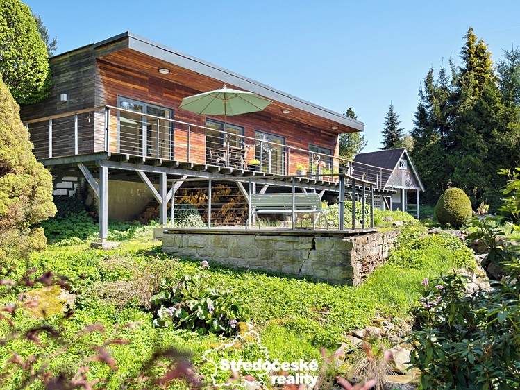 Prodej rodinného domu 87 m², pozemek 1 368 m² - foto 1
