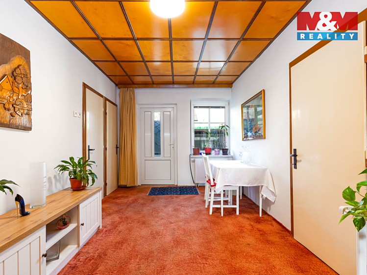 Prodej rodinného domu 92 m², pozemek 563 m² - foto 8