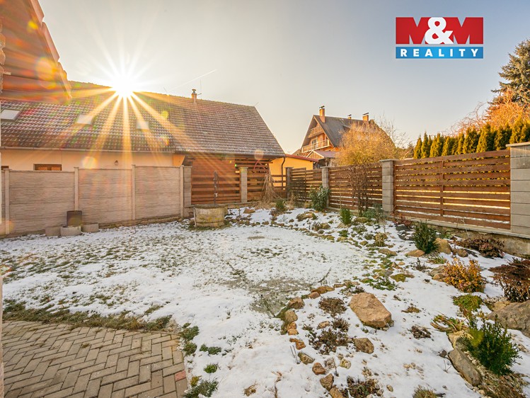 Prodej rodinného domu 350 m², pozemek 922 m² - foto 5