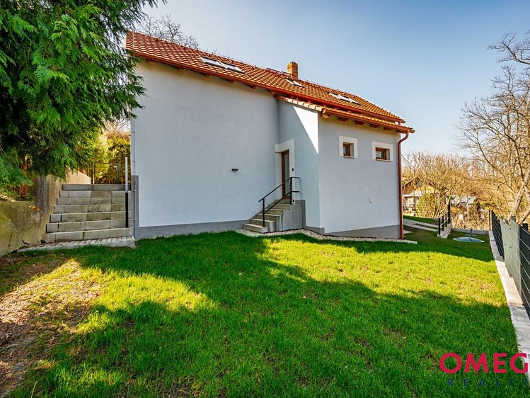Prodej rodinného domu 144 m², pozemek 364 m² - foto 3