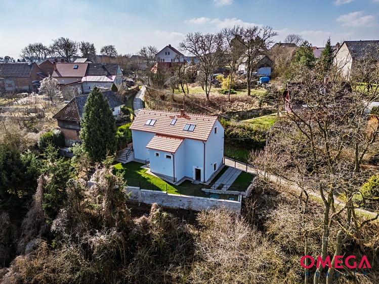 Prodej rodinného domu 144 m², pozemek 364 m² - foto 5
