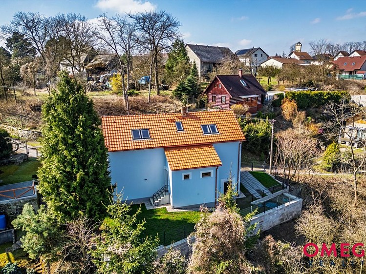 Prodej rodinného domu 144 m², pozemek 364 m² - foto 6