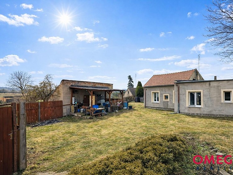 Prodej rodinného domu 80 m², pozemek 474 m² - foto 2