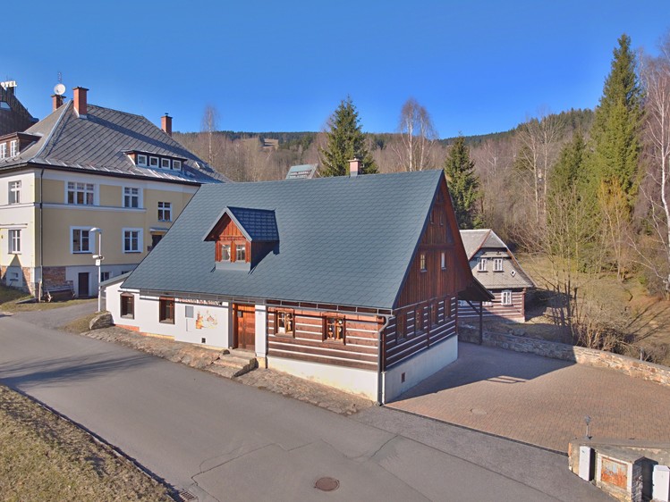 Prodej rodinného domu 228 m², pozemek 507 m² - foto 3