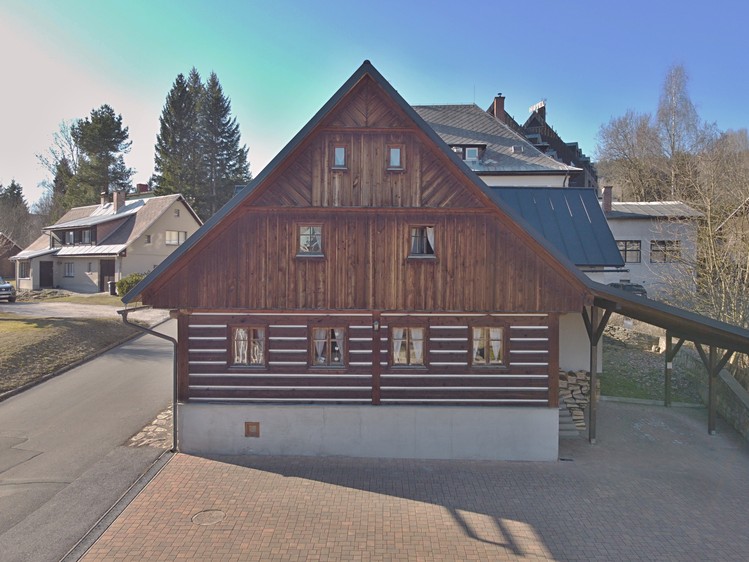Prodej rodinného domu 228 m², pozemek 507 m² - foto 4