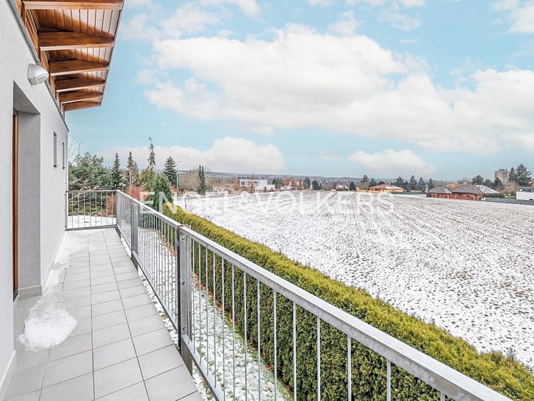 Prodej rodinného domu 383 m², pozemek 1 750 m² - foto 5