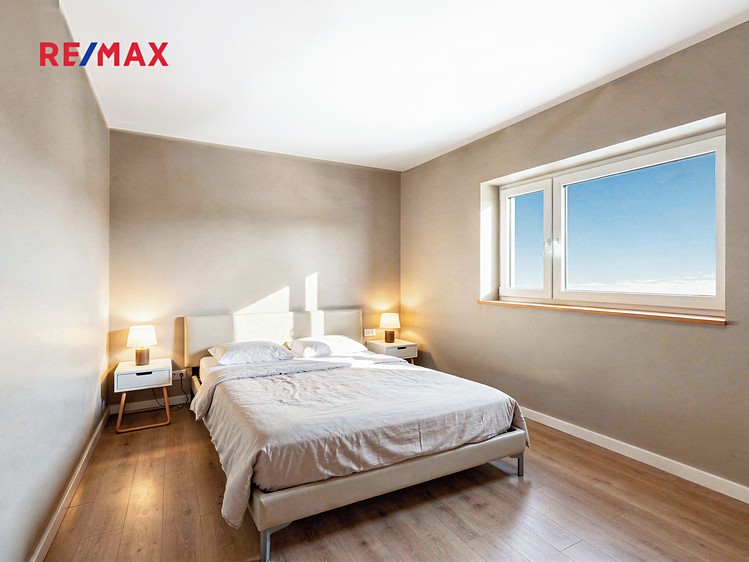 Prodej rodinného domu 150 m², pozemek 831 m² - foto 3