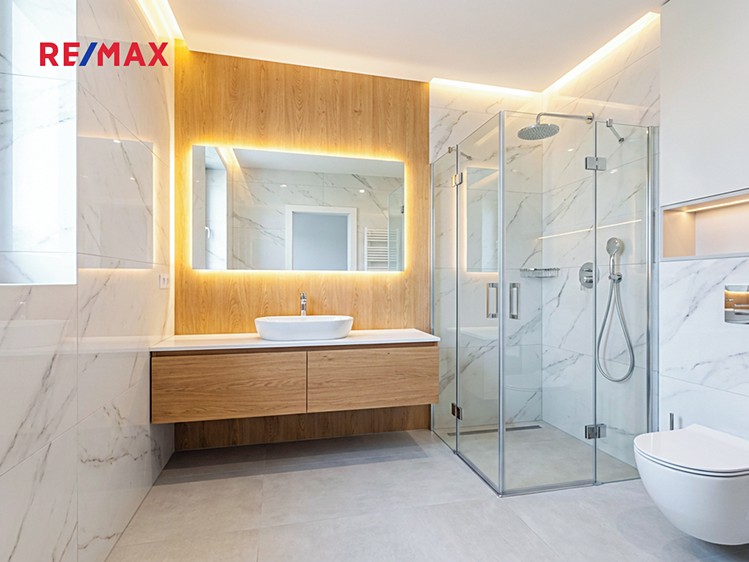 Prodej rodinného domu 147 m², pozemek 771 m² - foto 5