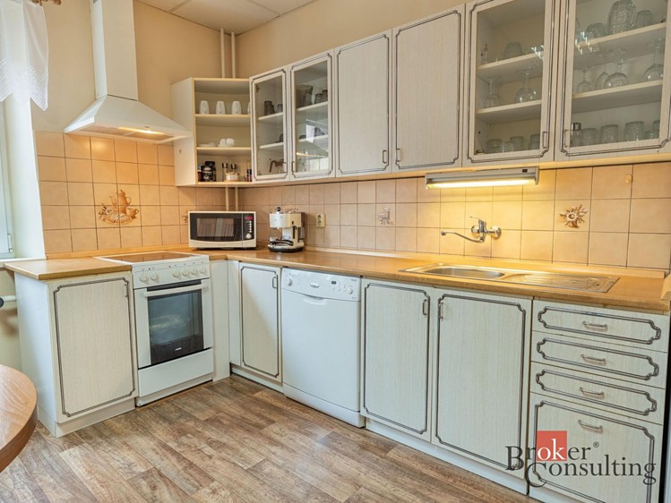 Prodej  rodinného domu 161 m², pozemek 500 m² - foto 6