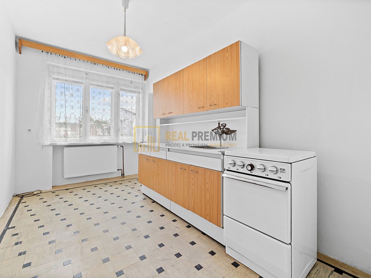 Prodej rodinného domu 138 m², pozemek 641 m² - foto 7