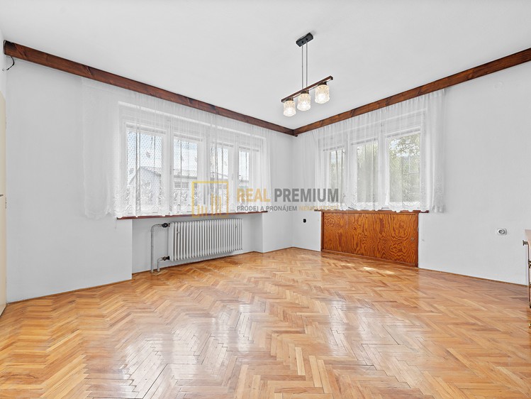 Prodej rodinného domu 138 m², pozemek 641 m² - foto 8