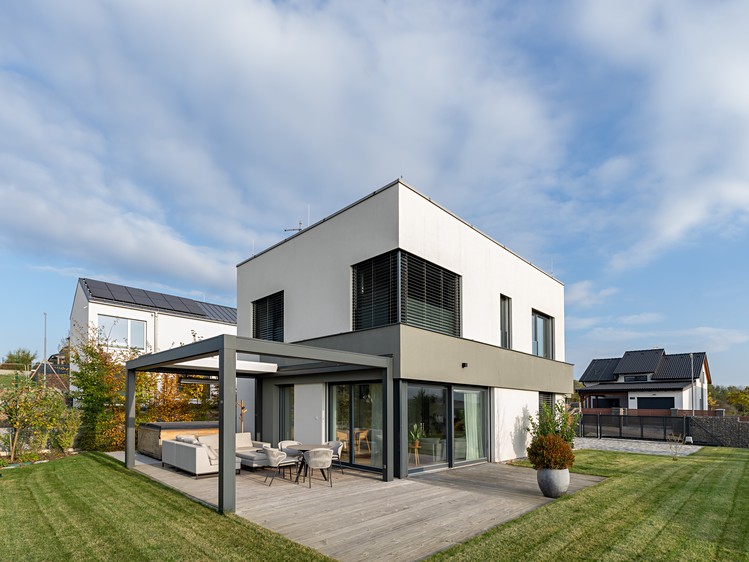 Prodej rodinného domu 133 m², pozemek 664 m² - foto 1